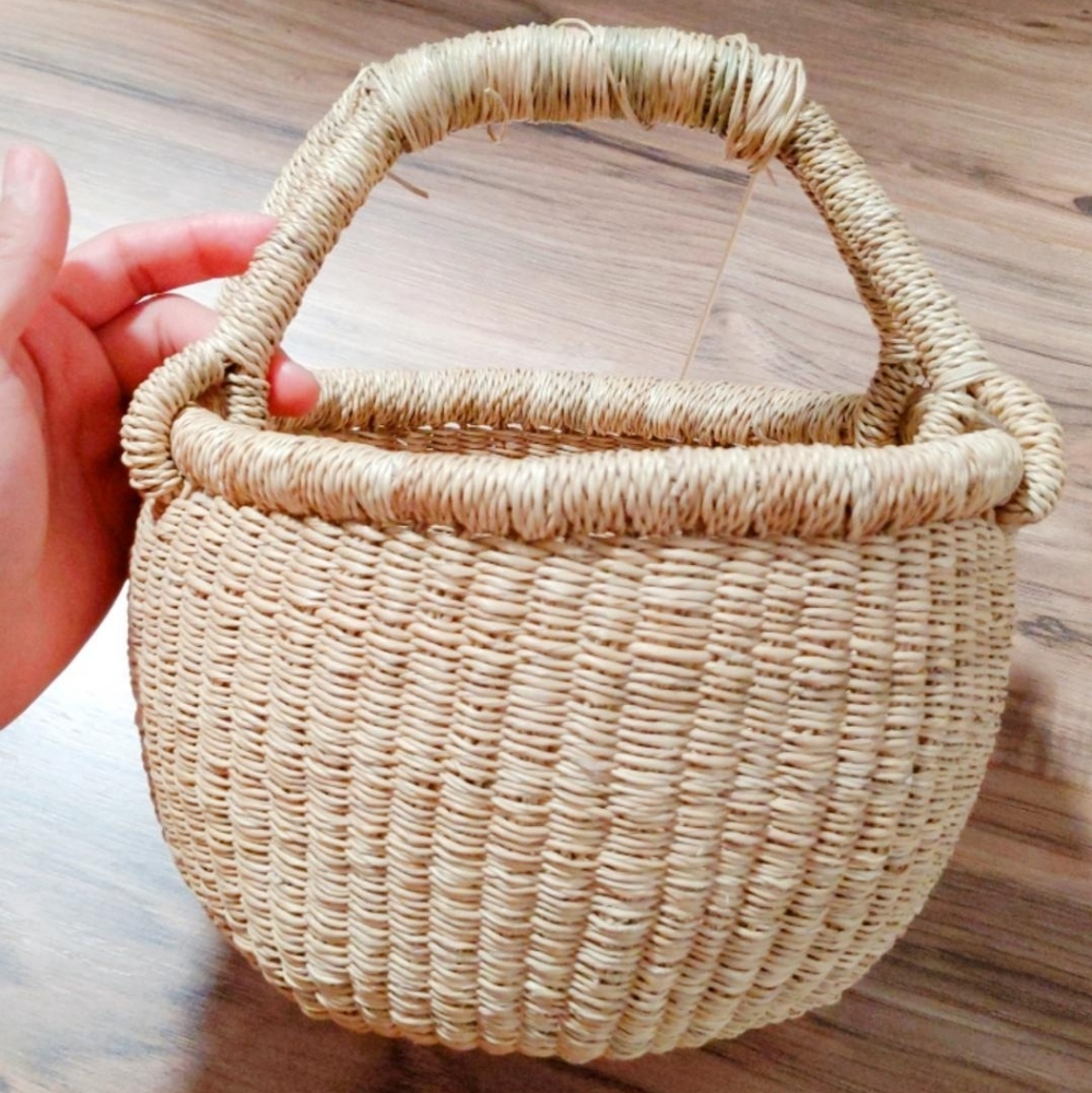 Explorer artisan basket